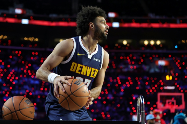 Murray scores 45 as Nuggets hold off Jazz