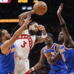 Defensive-minded Knicks go for 12th straight win over Raptors
