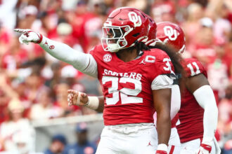 Broncos make curious pick in 2026 NFL mock draft