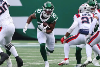 Jets put franchise tag on Breece Hall