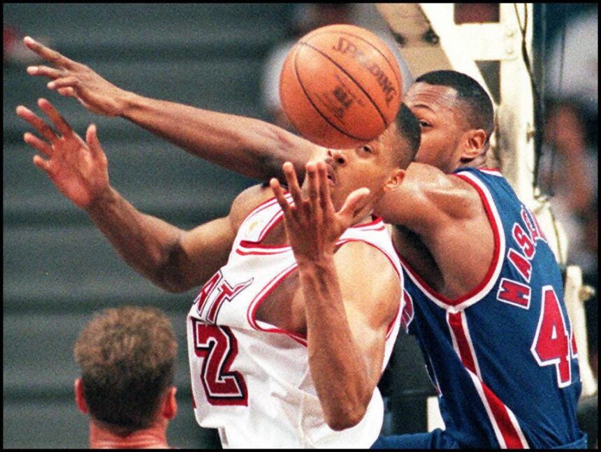 Brooklyn Nets jersey history No. 44 - Tony Massenburg (1996-97)