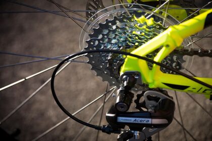 NBA roundup: Cavaliers extend home win streak, top East-best Pistons