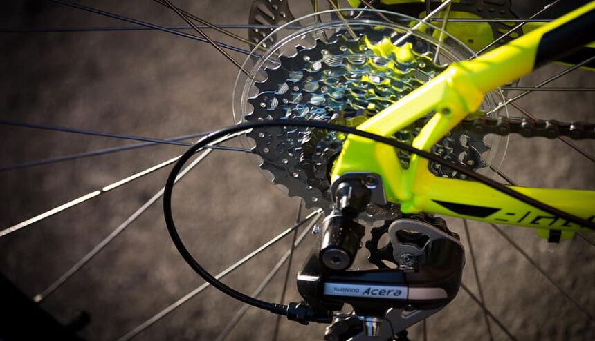 NBA roundup: Cavaliers extend home win streak, top East-best Pistons