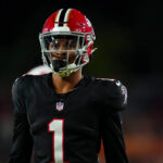 Falcons plan to release Darnell Mooney