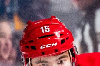 Avalanche acquire F Nicolas Roy from Maple Leafs