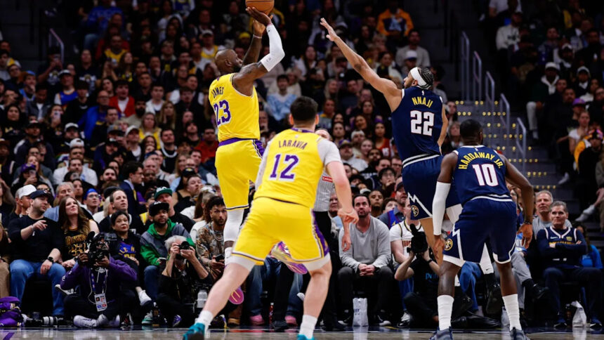 More history from LeBron James, passes Kareem Abdul-Jabbar for most field goals made in NBA history