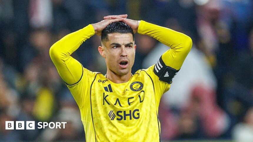 Ronaldo to travel to Spain for hamstring treatment