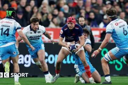 Can Scotland's risk takers prevent Grand Slam procession for France?
