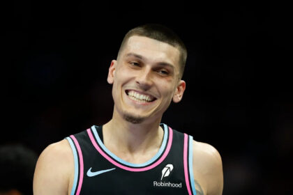 Tyler Herro erupts for 35 as the Heat snap the Hornets’ 6-game streak, 128-120