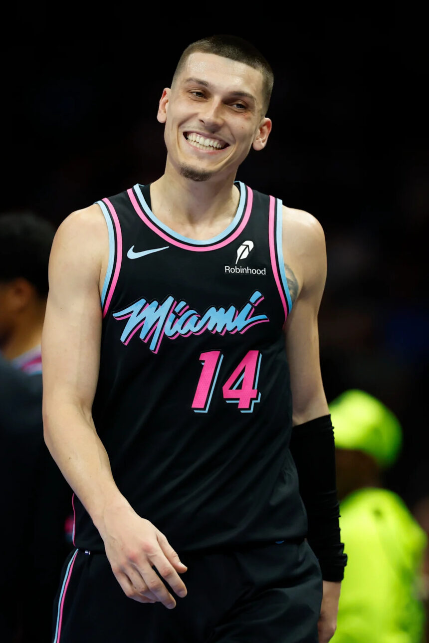 Tyler Herro erupts for 35 as the Heat snap the Hornets’ 6-game streak, 128-120