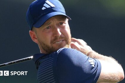 Berger extends lead as McIlroy rallies at Bay Hill