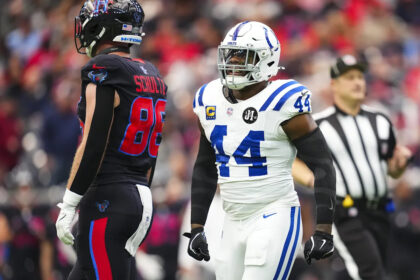 Packers trade Colby Wooden for LB Zaire Franklin