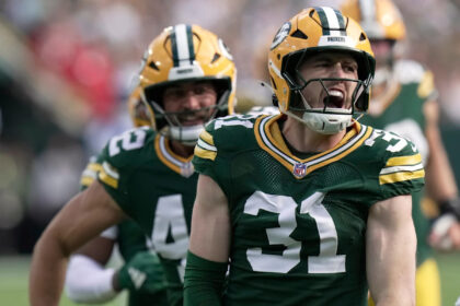 Packers re-signing core special teamer Nick Niemann