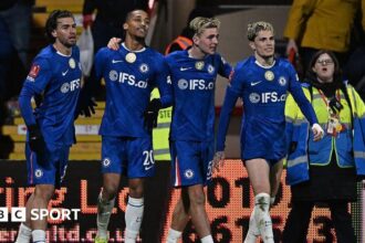 'Risk you take' - Rosenior explains Chelsea rotation