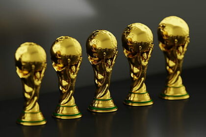 T20 World Cup final live: Dhoni arrives in Ahmedabad, fans praying for India