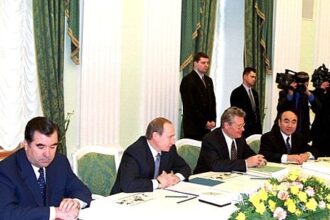 Raducanu swept aside by Anisimova in 52 minutes at Indian Wells