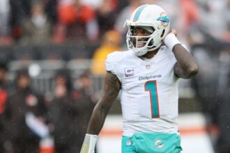 Miami Dolphins to cut QB Tua Tagovailoa, take record $99.2M cap hit