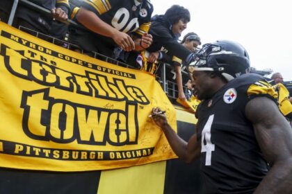 Steelers free agency tracker: Live rumors, news, updates on signings as Aaron Rodgers decision looms