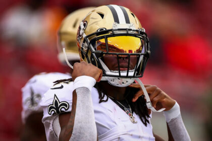 Saints signing Travis Etienne could signal Alvin Kamara retirement