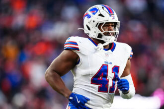 Patriots agree to terms with FB Reggie Gilliam