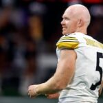 Steelers re-sign punter to one-year deal