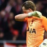 Spurs replace keeper Kinsky in 17th minute after horror start