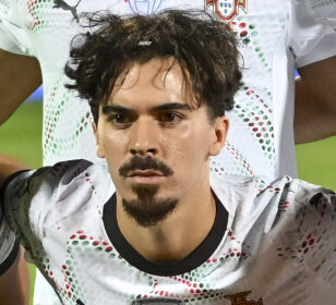 Asian Sports Headlines at 4:02 a.m. GMT