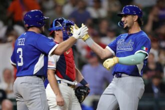 Italy stun United States 8-6 in World Baseball Classic