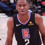 Shai Gilgeous-Alexander of the Thunder scores 20 points for 127th consecutive game, breaking Wilt Ch