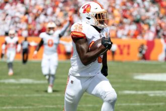 CB Jamel Dean signs 3-year deal with Steelers