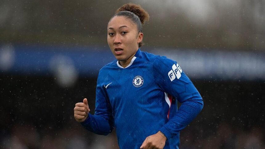 England's James signs new contract with Chelsea