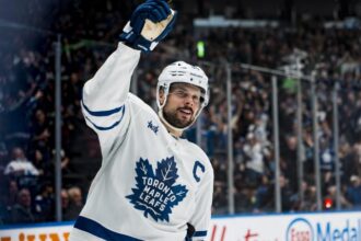 How long is Auston Matthews out? Maple Leafs captain set to miss at least rest of season with MCL te