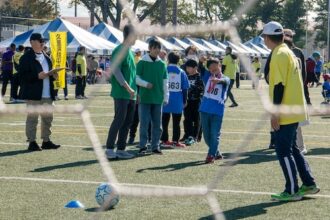 Team USA holds on against Canada to reach WBC semis