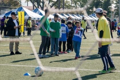 Team USA holds on against Canada to reach WBC semis