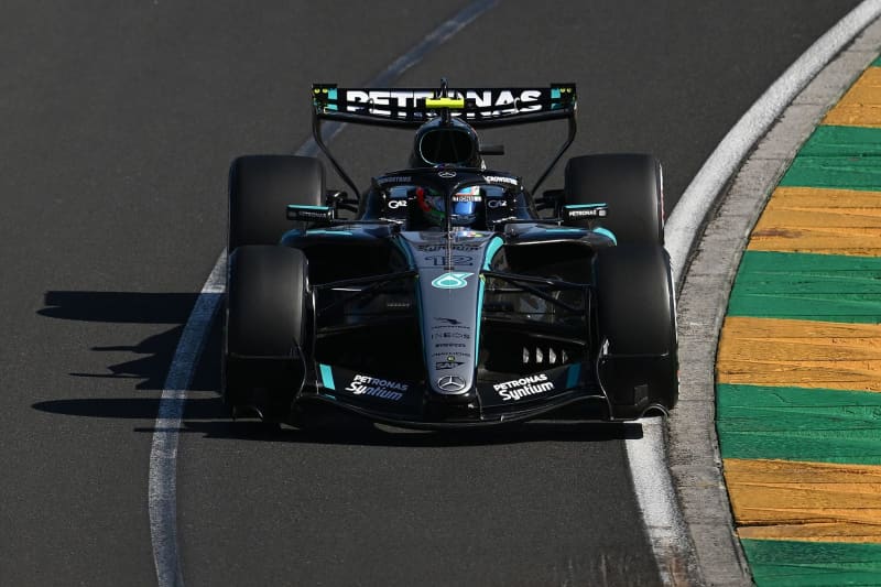 Antonelli becomes youngest F1 pole sitter as Russell has problems