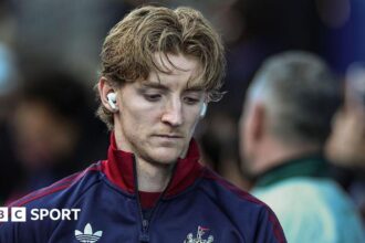 Gordon hits back at 'complete nonsense' from Rooney and Shearer