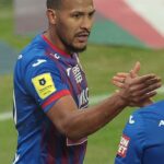 Venezuela KO's defending champ Japan from WBC