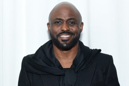 Actor Wayne Brady slaps AEW wrestler during match at Revolution