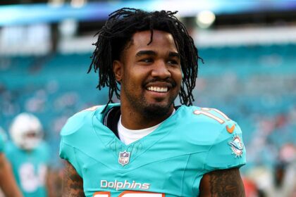 Broncos land star receiver Jaylen Waddle in blockbuster trade with Dolphins: reports