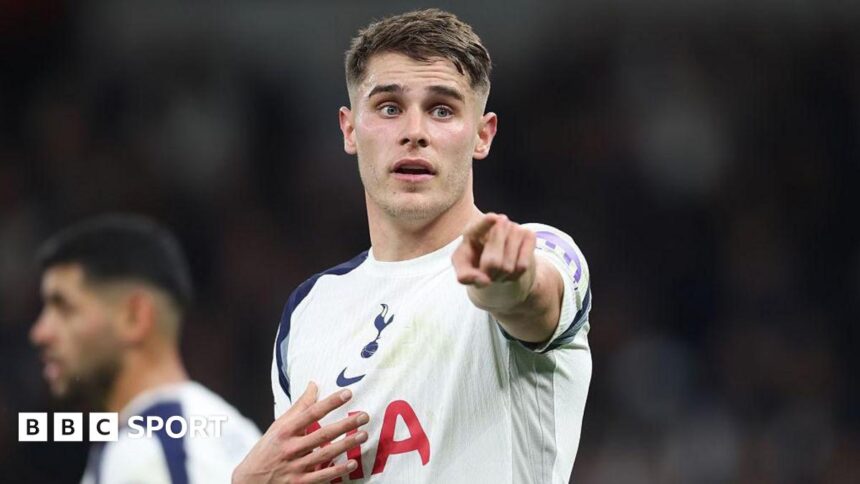 Nonsense to say Spurs players don't care - Van de Ven