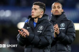 Fernandez uncertain over his Chelsea future