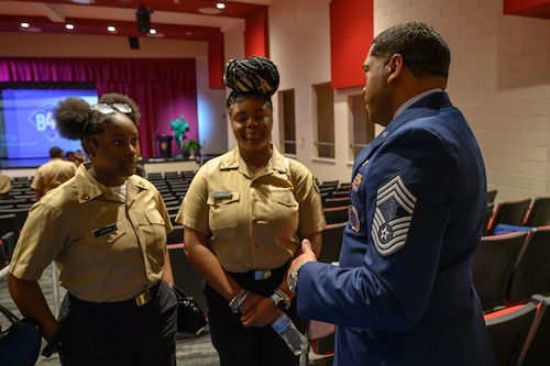 Struggling Panthers look to ice-out familiar foe Oilers