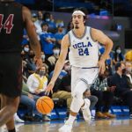 Flyers strive to stay comfortable on road in clash vs. Kings