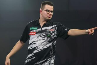 Hospitalised Gian van Veen withdraws from PDC Premier League Night 7 in Dublin