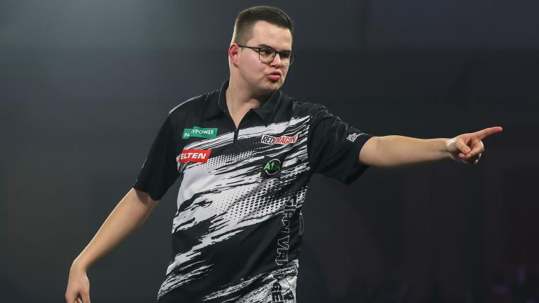 Hospitalised Gian van Veen withdraws from PDC Premier League Night 7 in Dublin