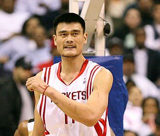 No. 3 Illinois overwhelms Penn with 65-point second half