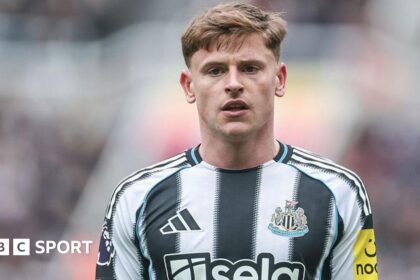 Newcastle's Barnes set to replace Eze in England squad