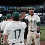 Oregon Ducks baseball moves up two spots in latest coaches poll