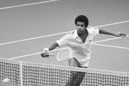 Former No. 1 pick Fultz signing 10-day with Raps