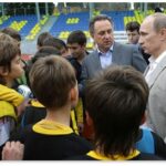 Premier League clubs set for transfer battle over elite midfielders